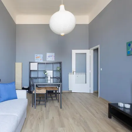 Centro I Le Rive 9 ترييستي